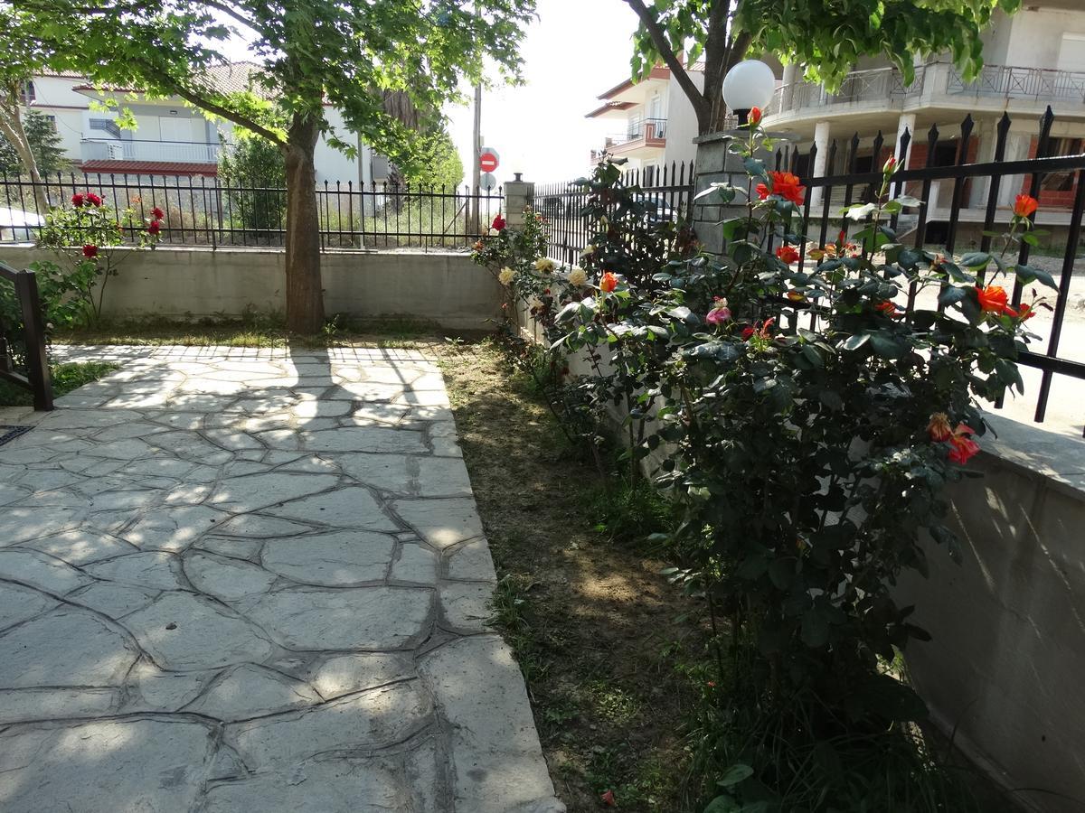 Christakos Apartments Vrasná Kültér fotó