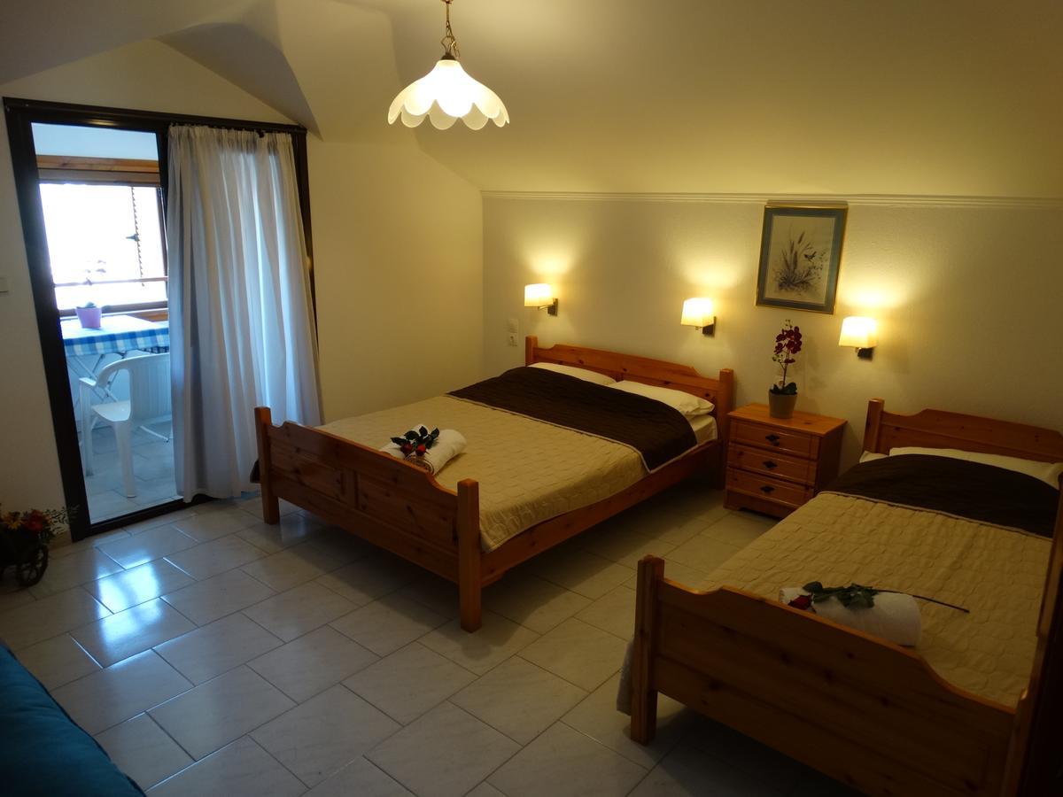 Christakos Apartments Vrasná Kültér fotó